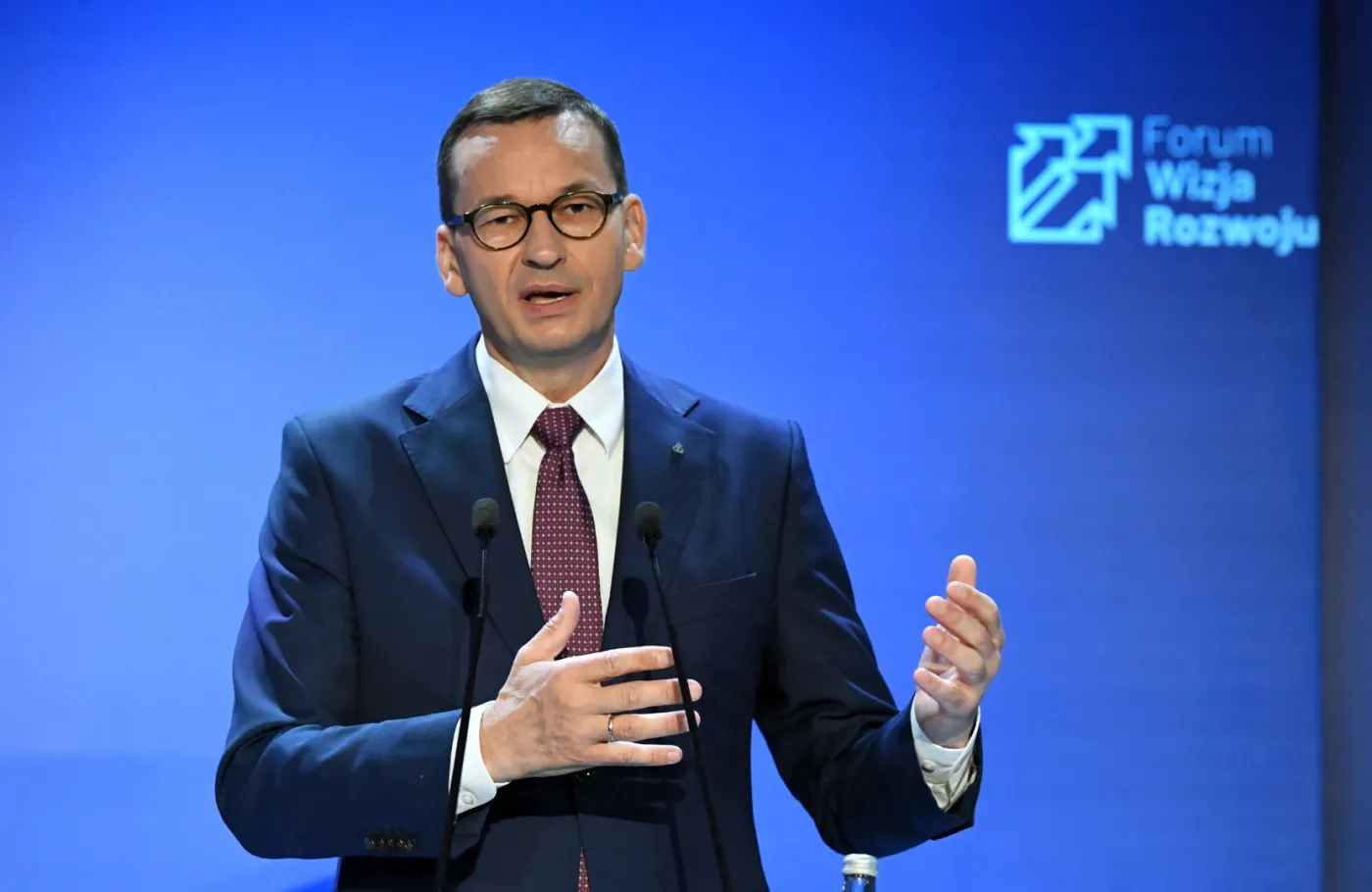 Premier: Koronawirus to taka współczesna światowa wojna