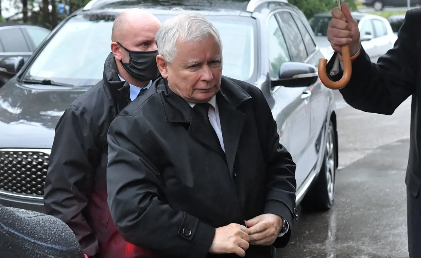 "Wejście Kaczyńskiego do rządu osłabi jego pozycję"