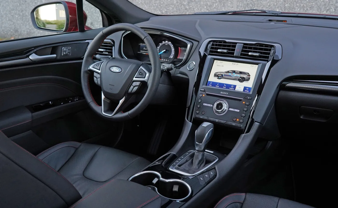 Ford Mondeo Hybrid