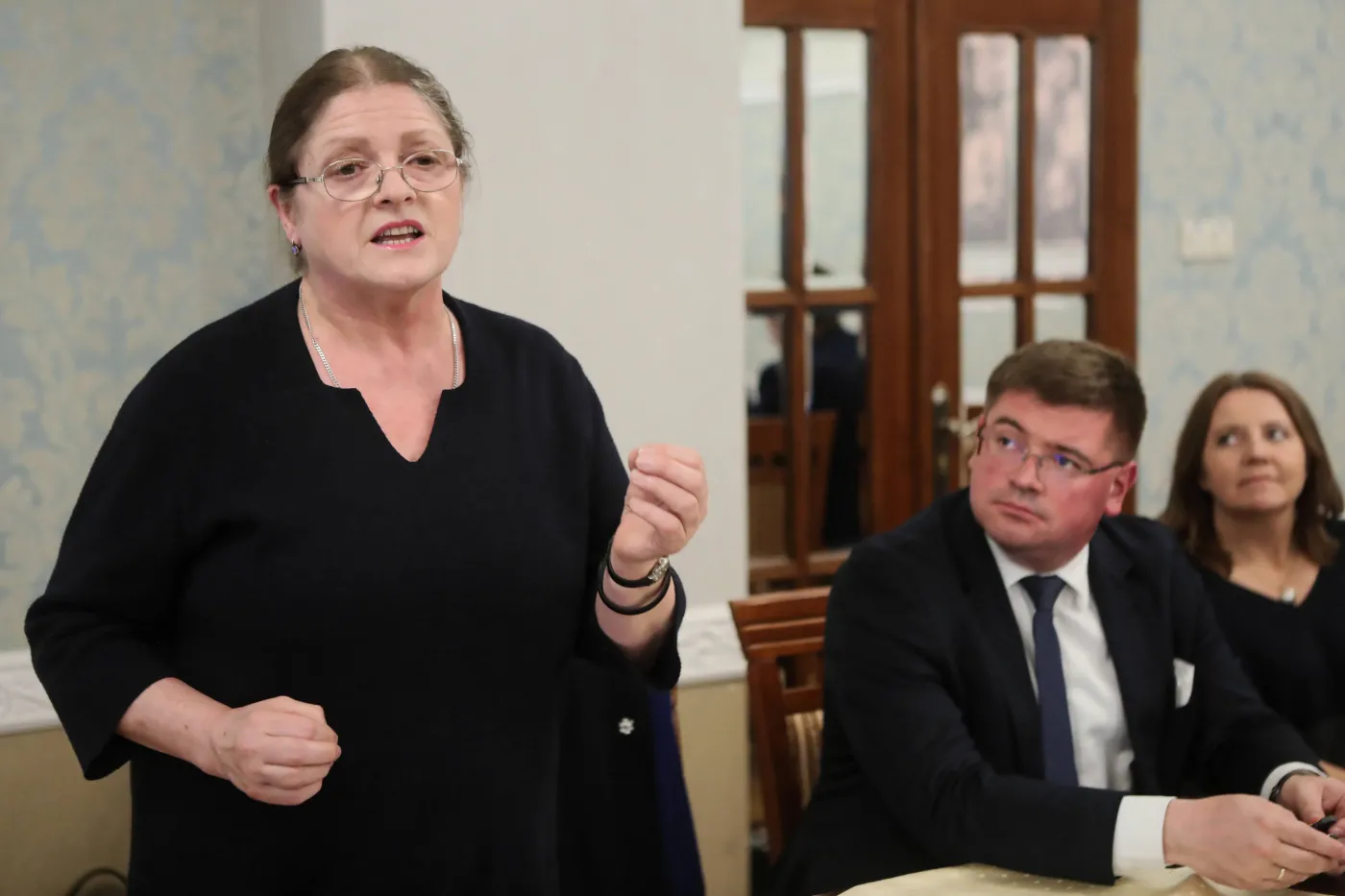 Apel Pawłowicz do Kurskiego: Prezesie nie wpuszczaj nam tych błyskawic przed oczy na Święta