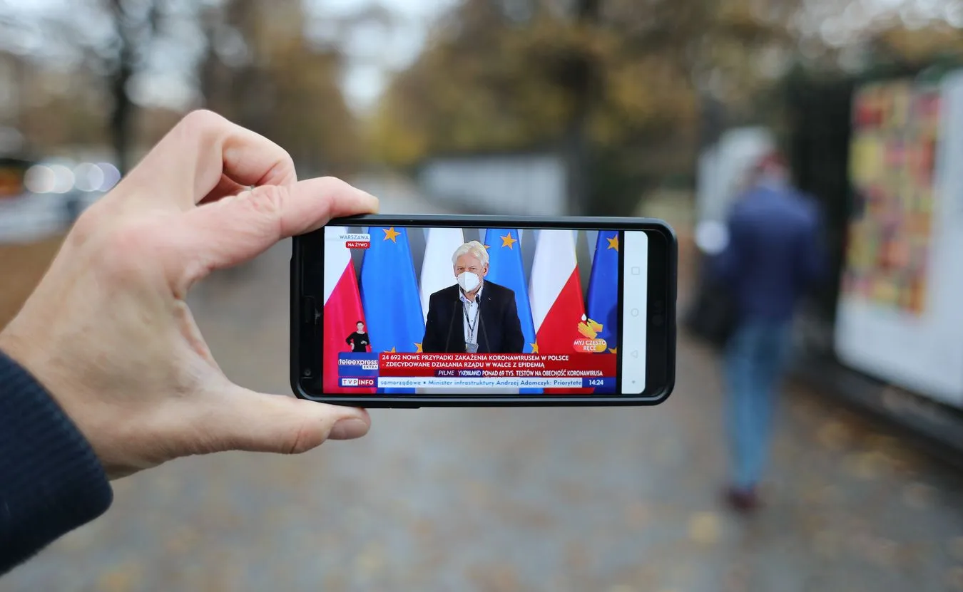 Prof. Horban o koronawirusie: Wiosna będzie nasza. Poczekajmy do Wielkanocy