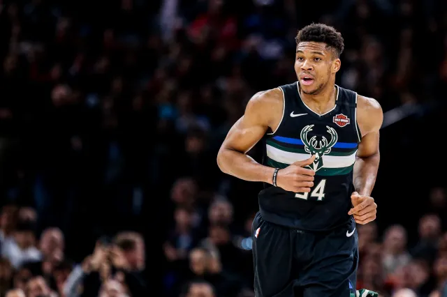 Rekordowe 29 "trójek" Milwaukee Bucks. Nie trafił tylko Giannis Antetokounmpo