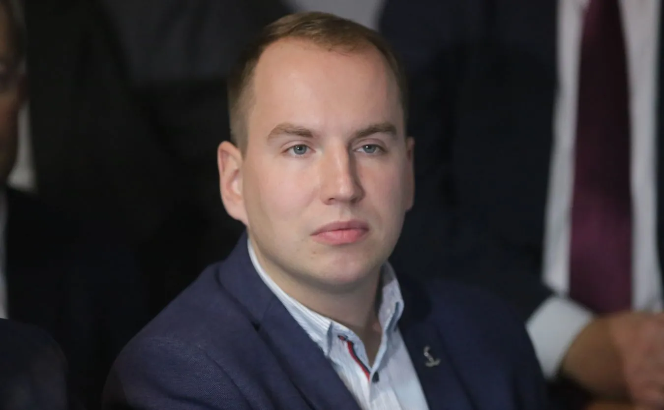 Andruszkiewicz w ostrych słowach o Owsiaku i Strajku Kobiet: Dla mnie to schizofrenia