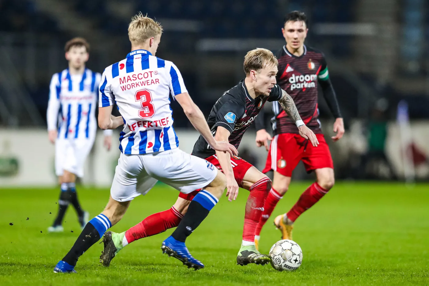 Bochniewicz trafił do siatki Feyenoordu. Heerenveen wygrało 3:0