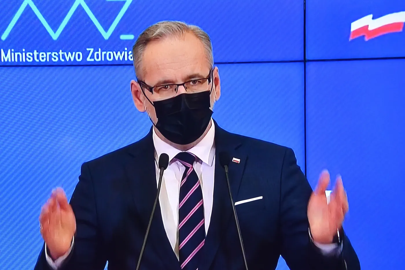 Lockdown w całej Polsce. Niedzielski ogłosił nowe obostrzenia