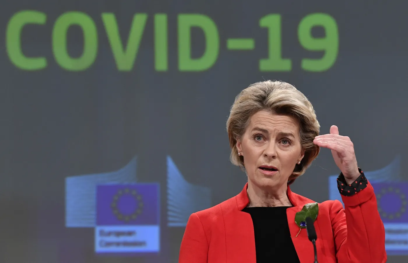 Bruksela idzie na wojnę ws. szczepionek. Von der Leyen i Timmermans ostrzegają koncerny