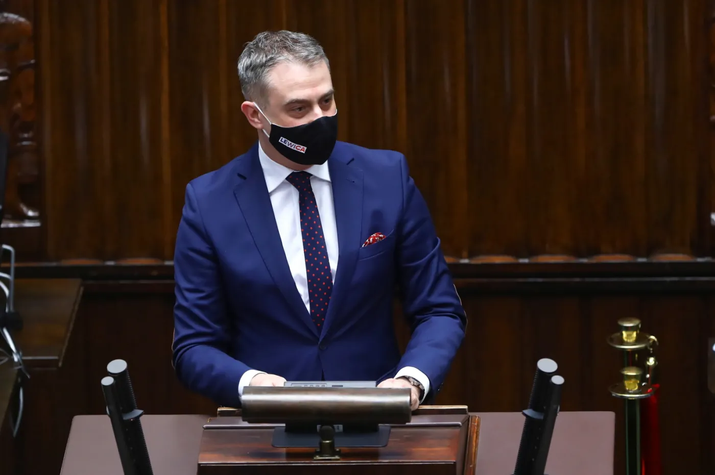 Awantura o czipy pod skórą w Sejmie. "Z takim chamstwem nie mieliśmy tu do czynienia"