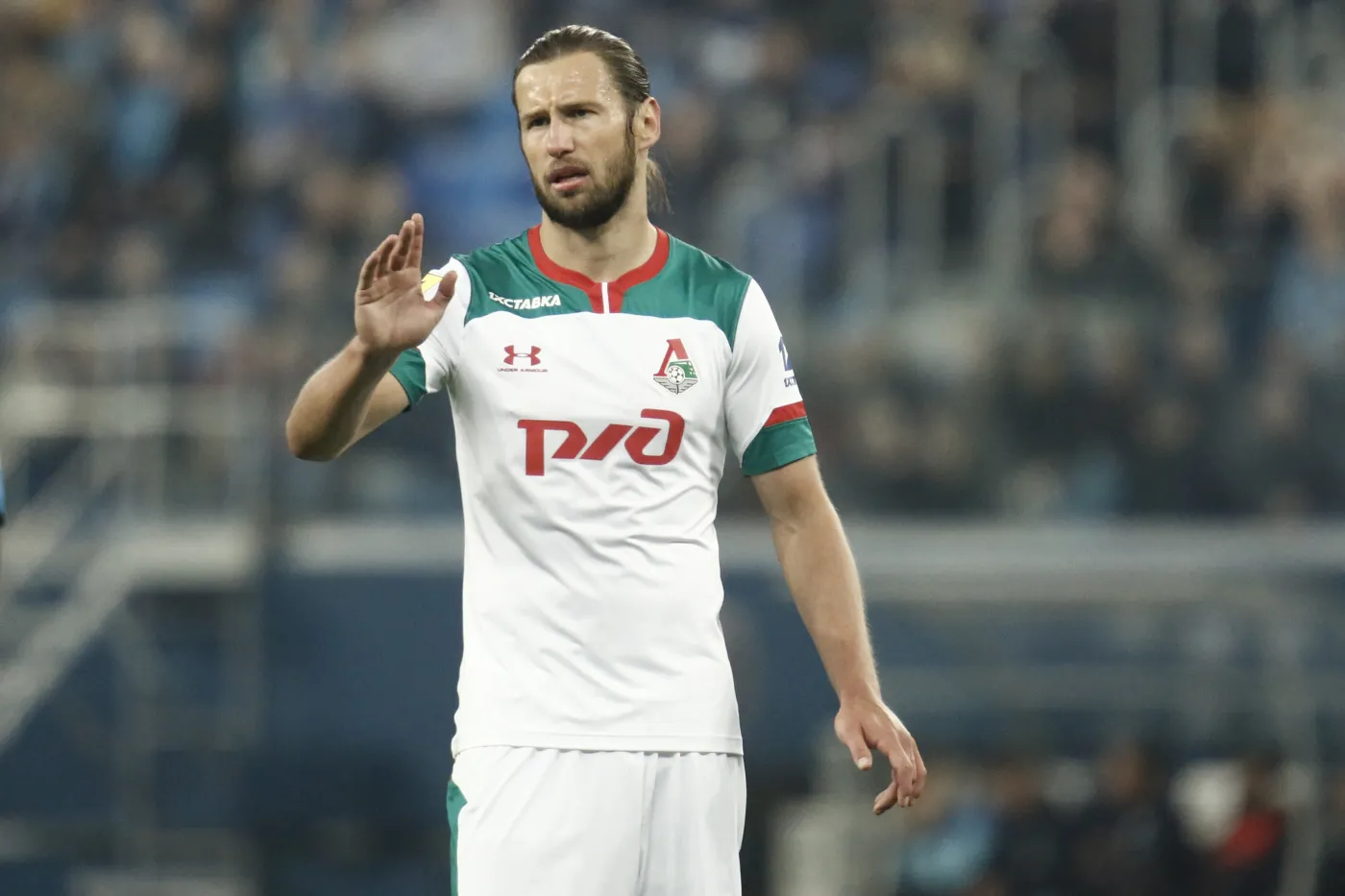 Grzegorz Krychowiak i Maciej Rybus z Pucharem Rosji