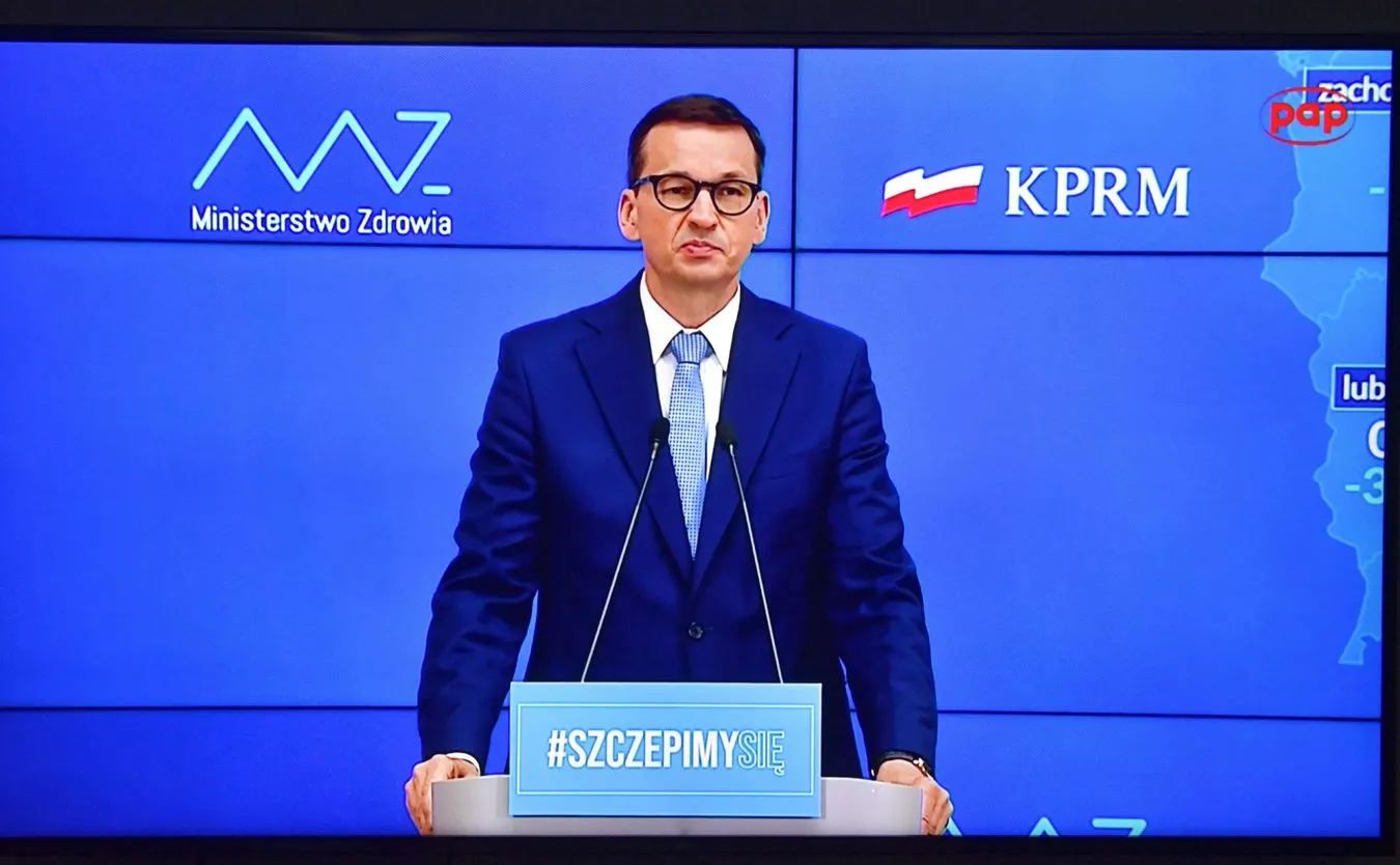 Luzowanie obostrzeń na wakacje. Znamy szczegóły