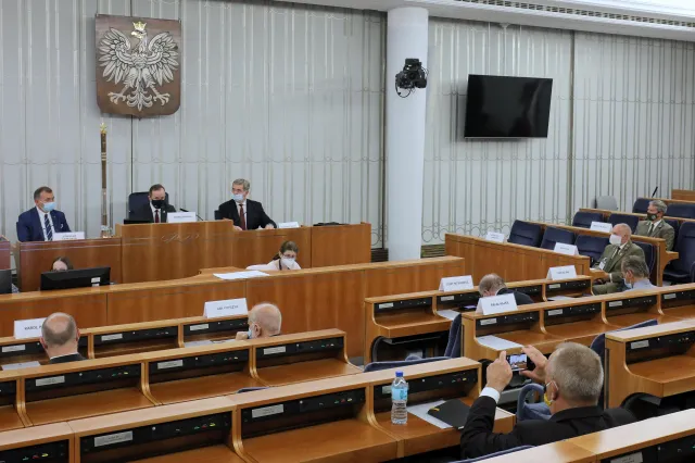 Burza w Senacie wokół kpa. "Ustanawia się prawo wydziedziczenia nas Żydów"