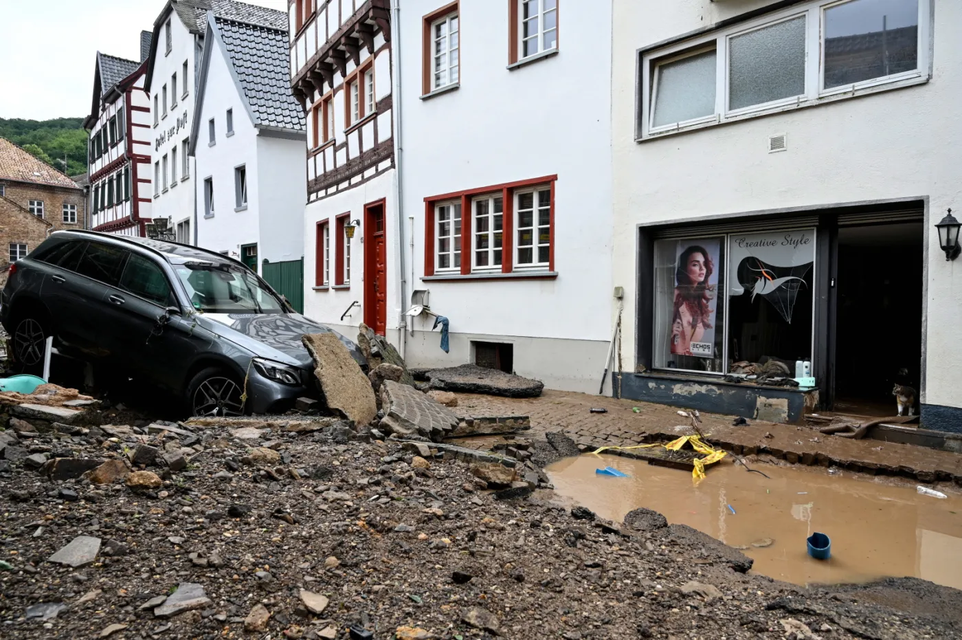 Ulewne deszcze i podtopienia w Niemczech, Holandii i Belgii