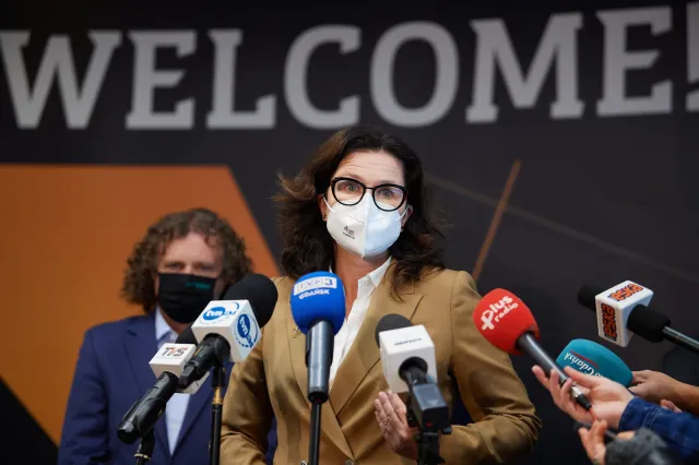Uchodźcy z Afganistanu w Polsce. Dulkiewicz: Najważniejsze być przygotowanym kulturowo