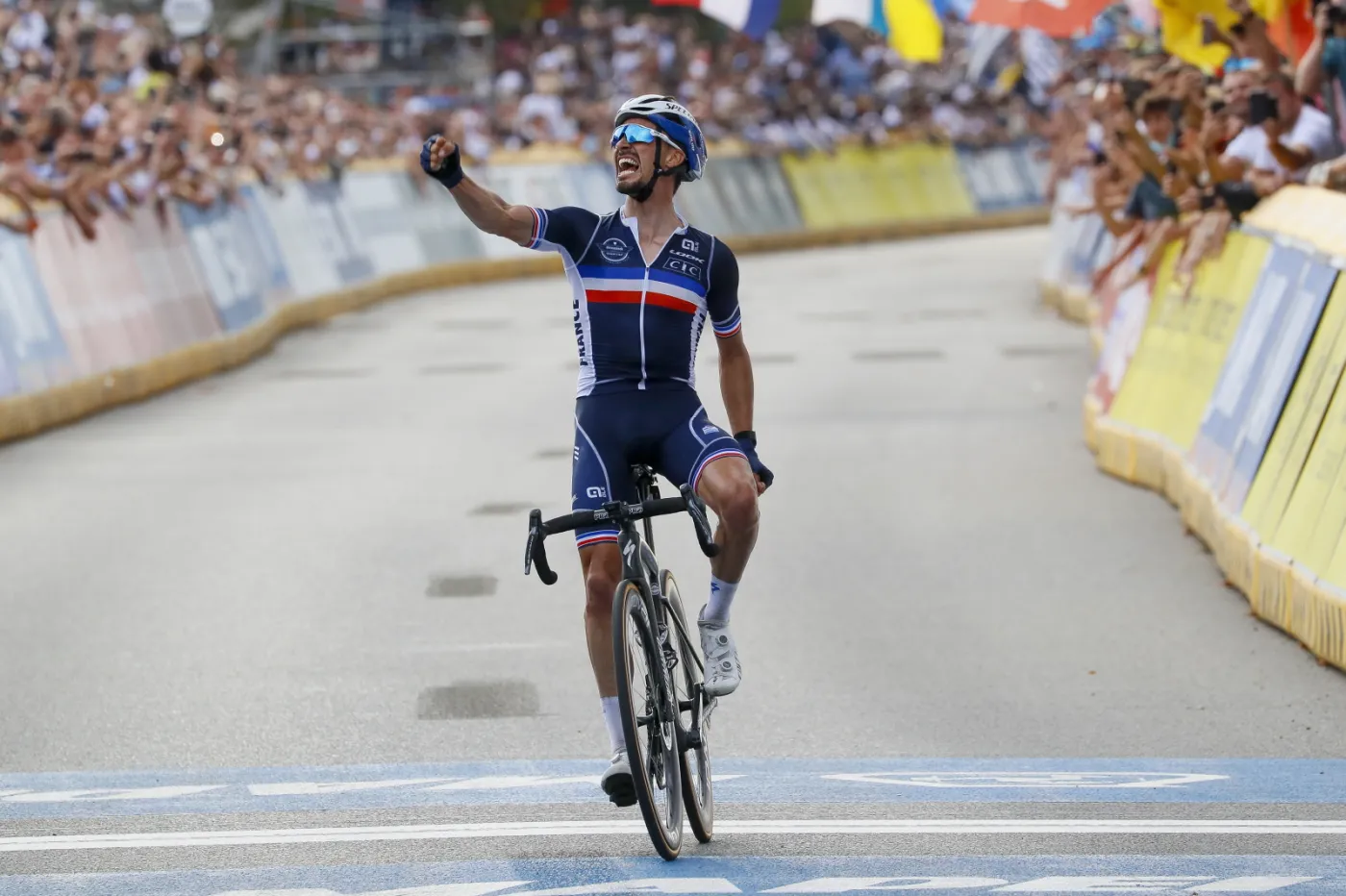 MŚ w kolarstwie. Alaphilippe obronił tytuł. Kwiatkowski daleko