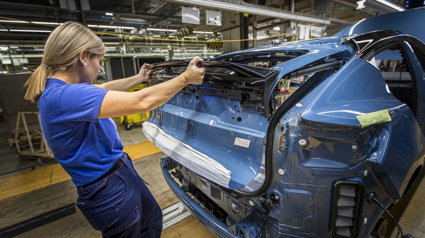 Volvo C40 już w produkcji. Cena? Szwedzi kasują silnik spalinowy