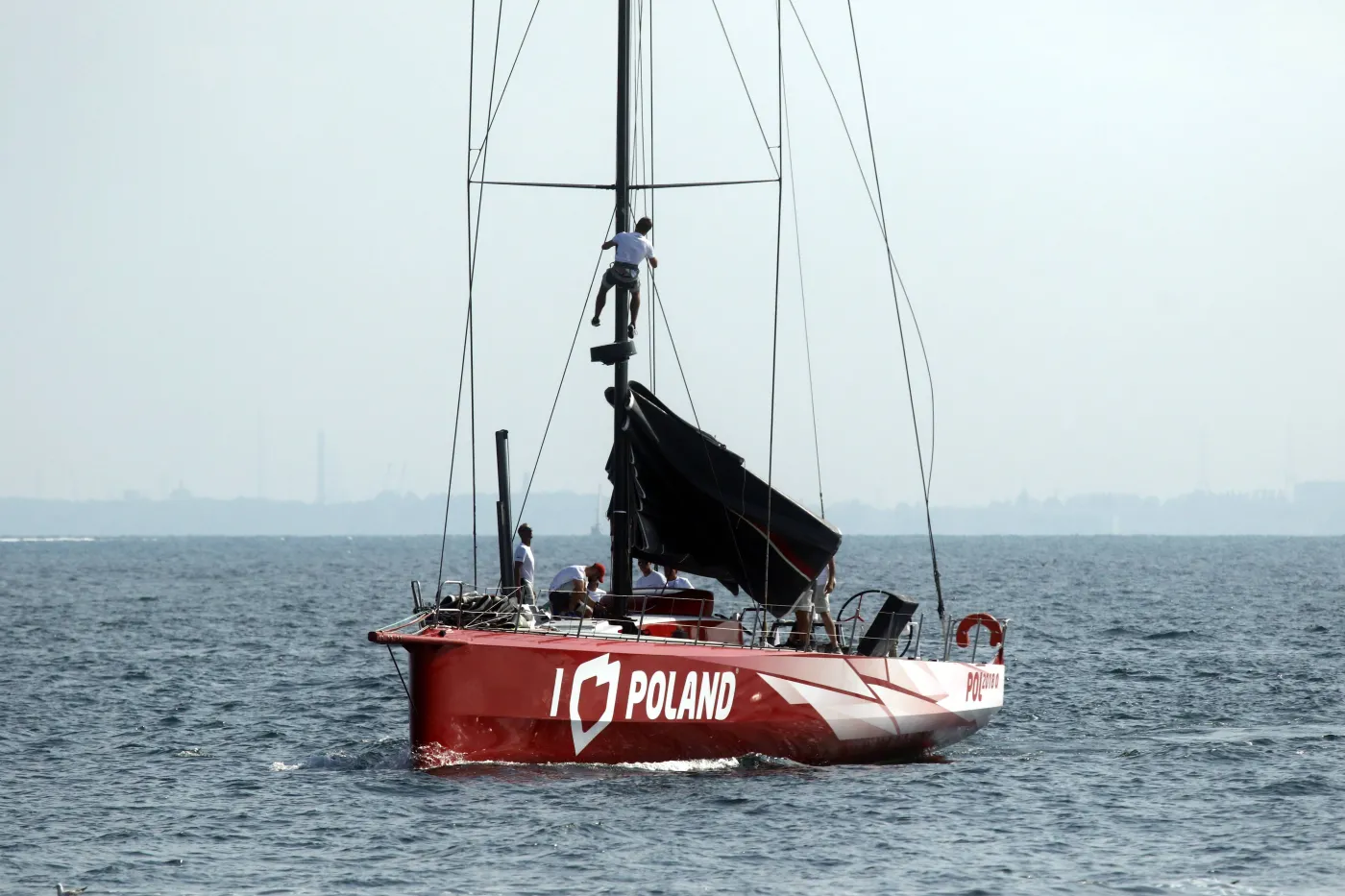 Jacht "I Love Poland" na mecie prestiżowych regat wokół Sycylii