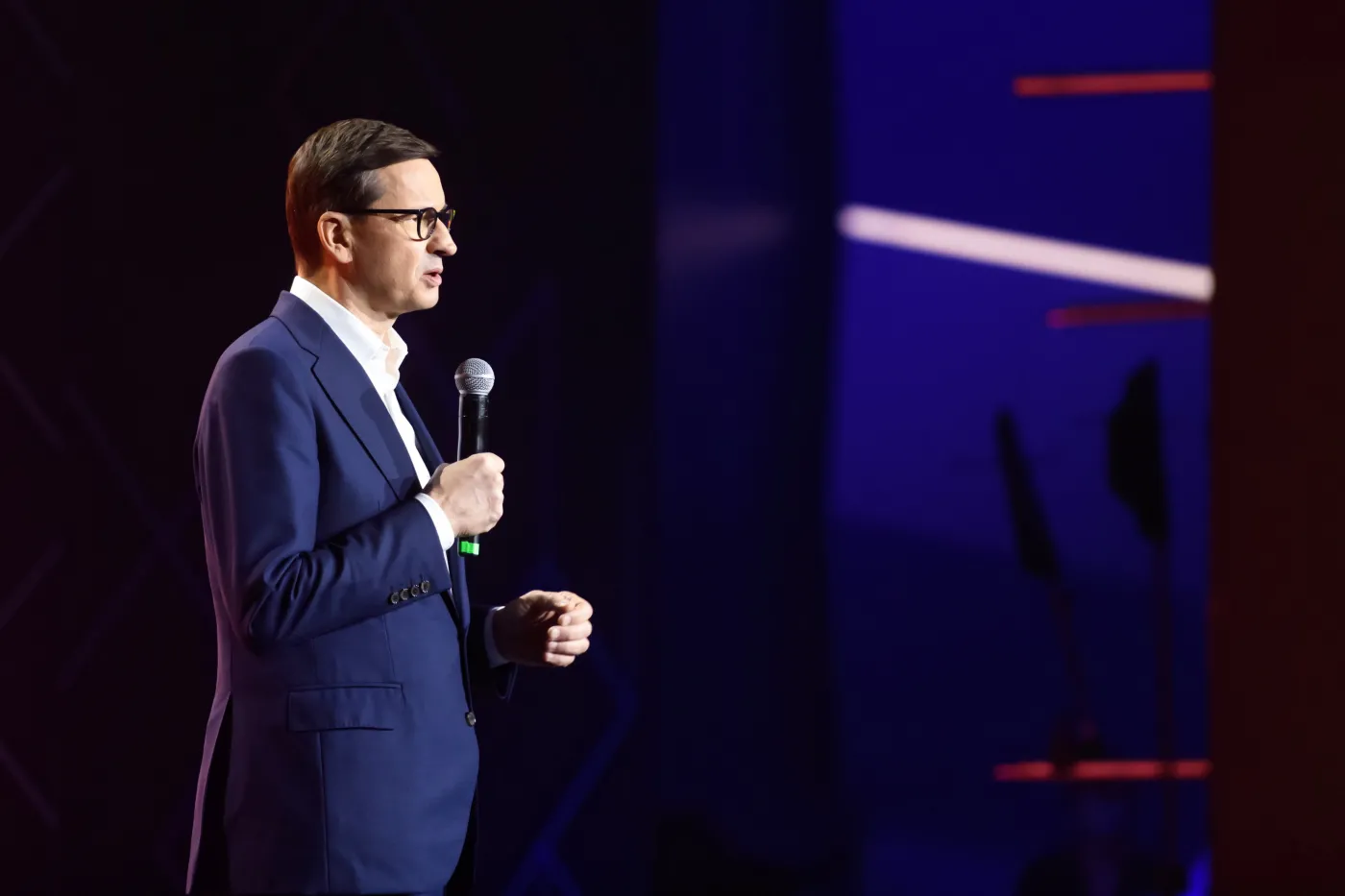 Morawiecki ogłasza sukces. "Najtwardsi zawodnicy padali na deski..."