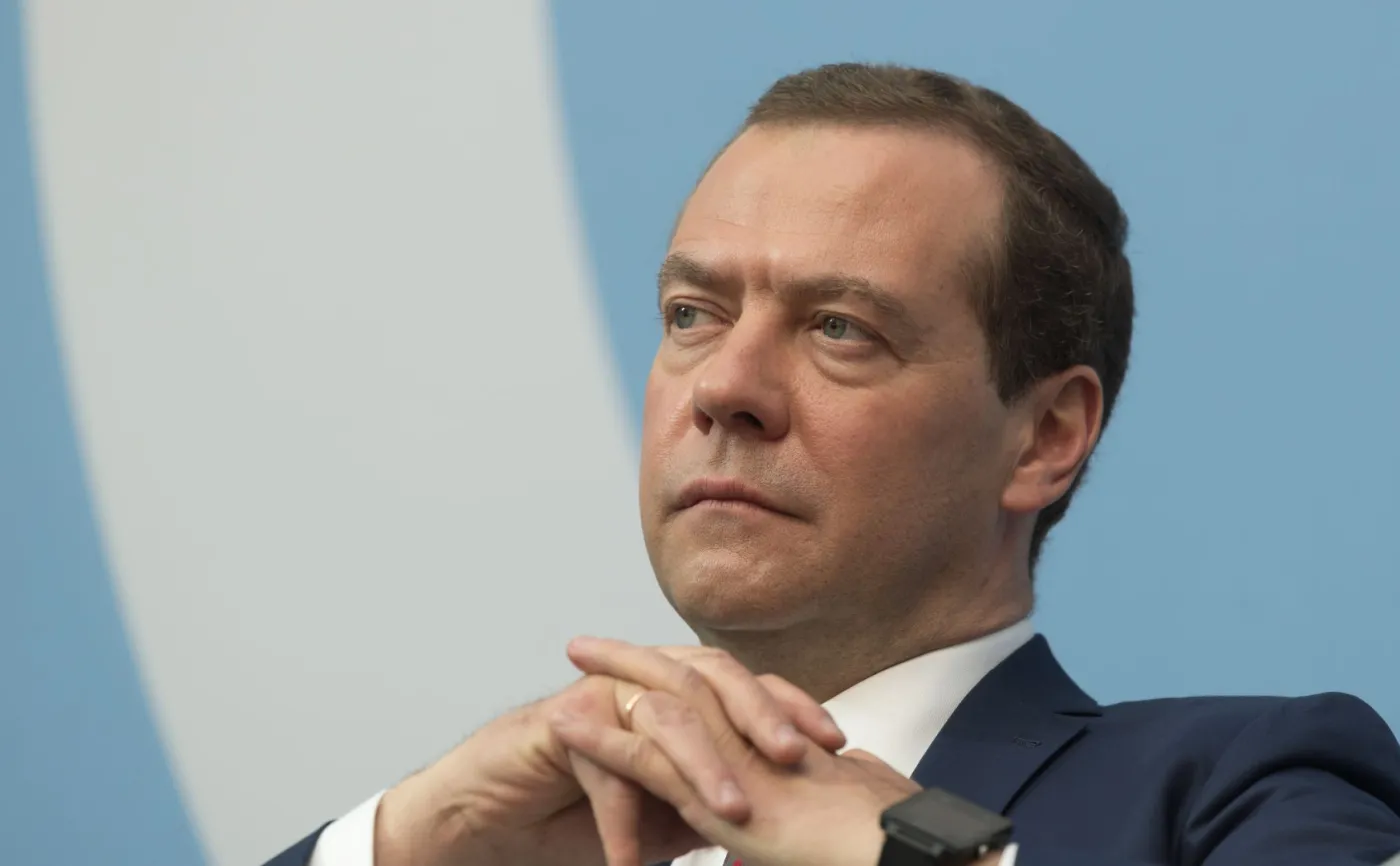 Były prezydent Miedwiediew: Nie warto rozmawiać z Ukrainą