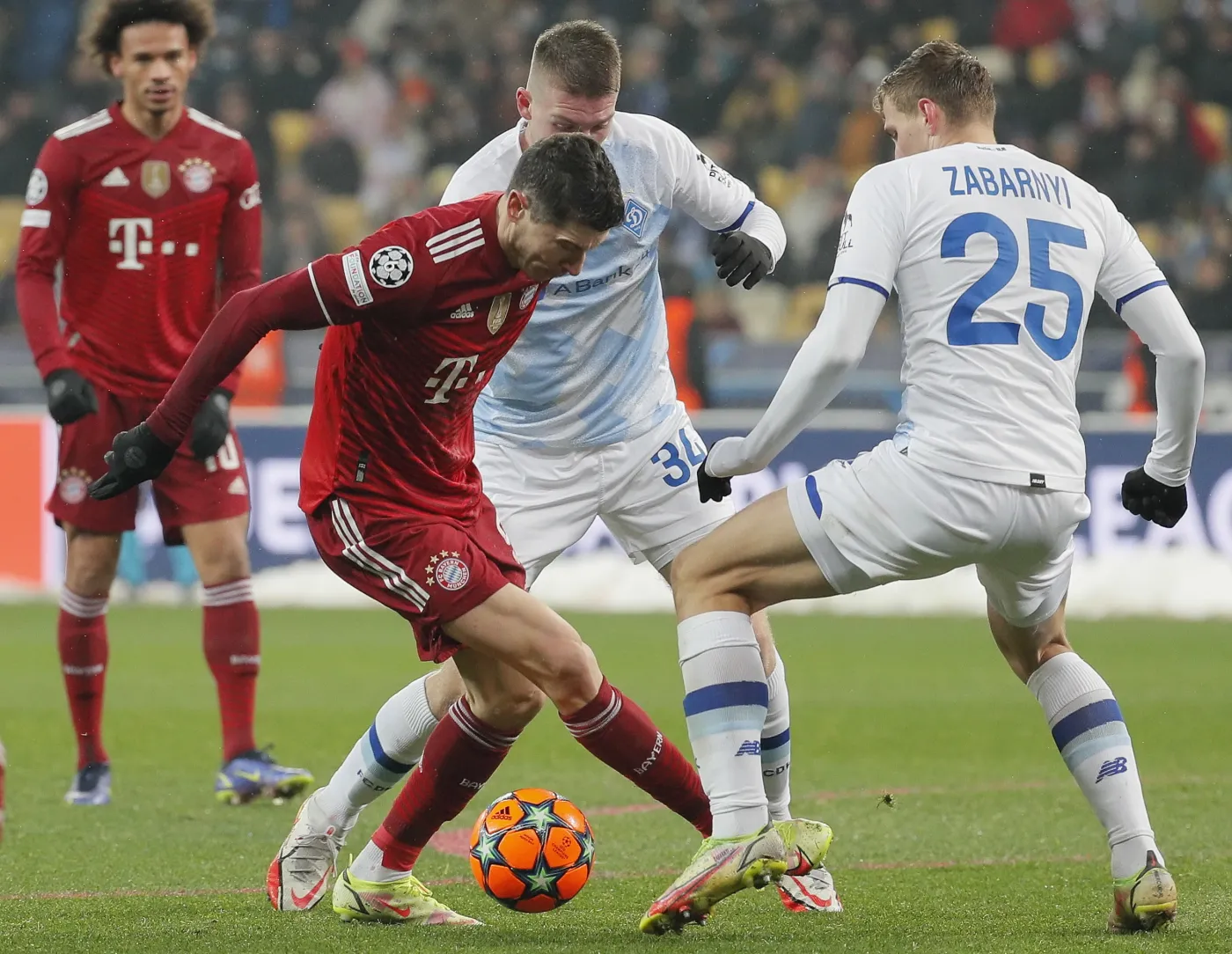 Oliver Kahn: Będę rozczarowany, jeśli Lewandowski nie wygra "Złotej Piłki"
