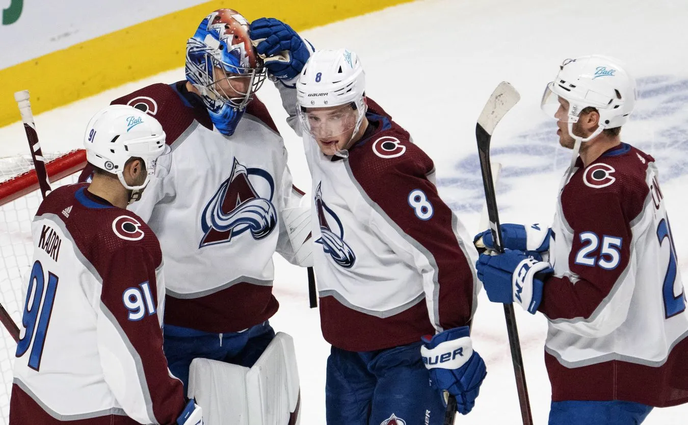 Liga NHL. Pięć goli Colorado Avalanche w drugiej tercji