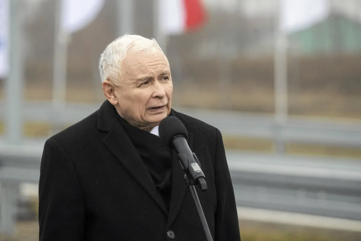 Poparcie dla Zjednoczonej Prawicy spada. PSL przekracza próg wyborczy. SONDAŻ