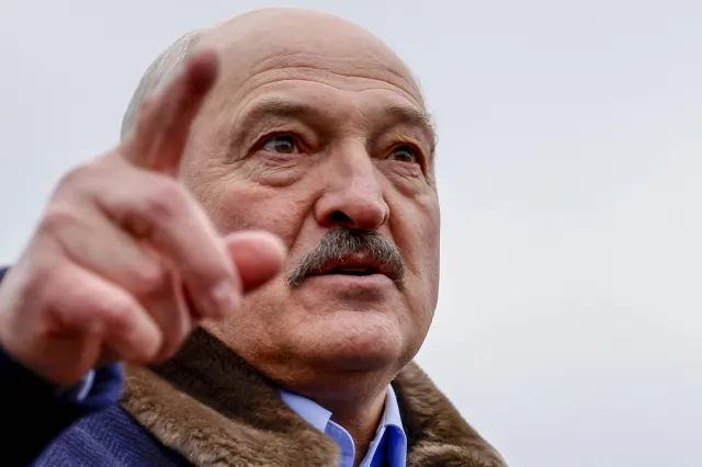 Łukaszenka: Kiedy wyprowadzimy wojska? To sprawa moja i Putina