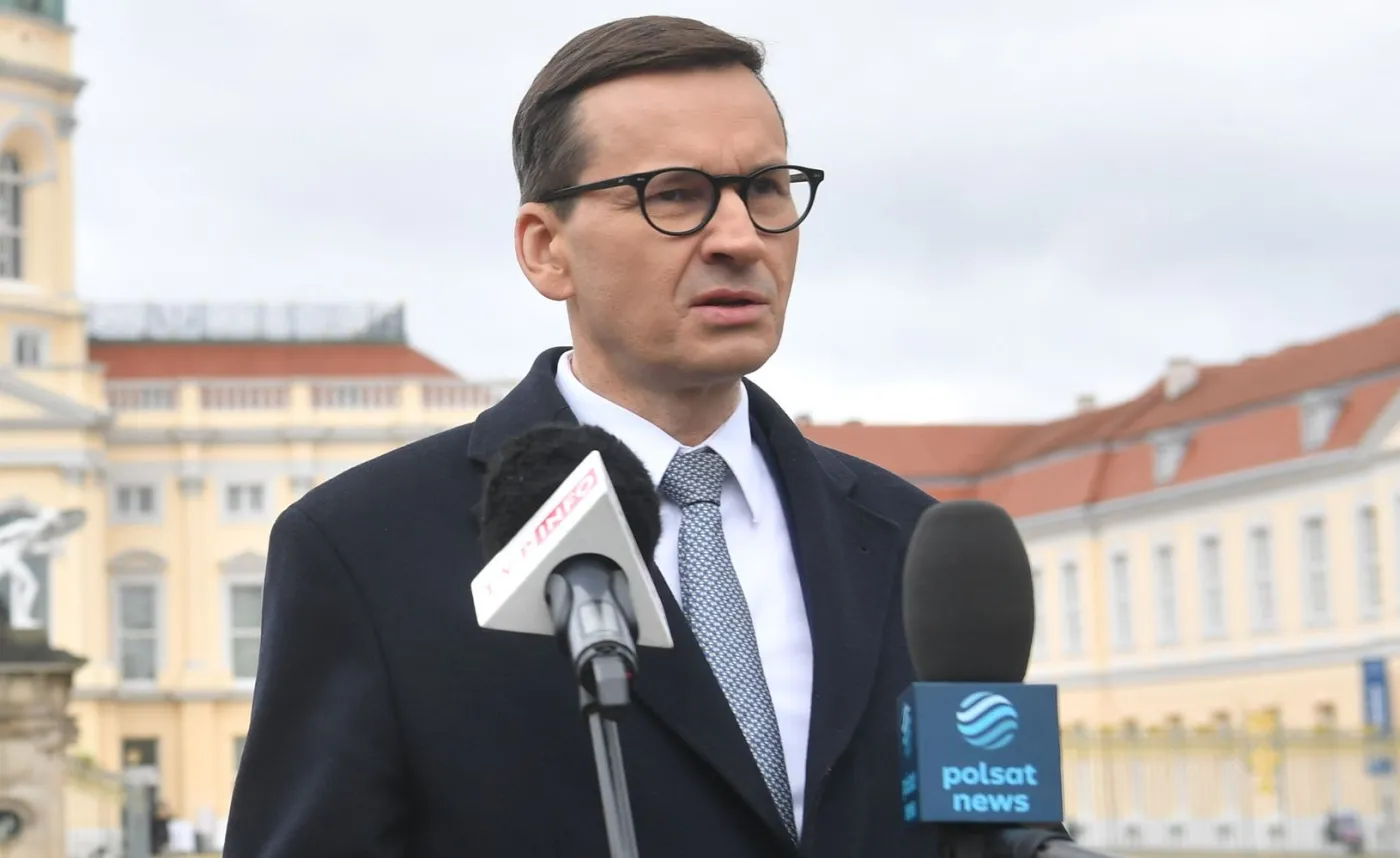 Ostre słowa Morawieckiego we włoskim dzienniku. "Odpowiedź może być niszczycielska"