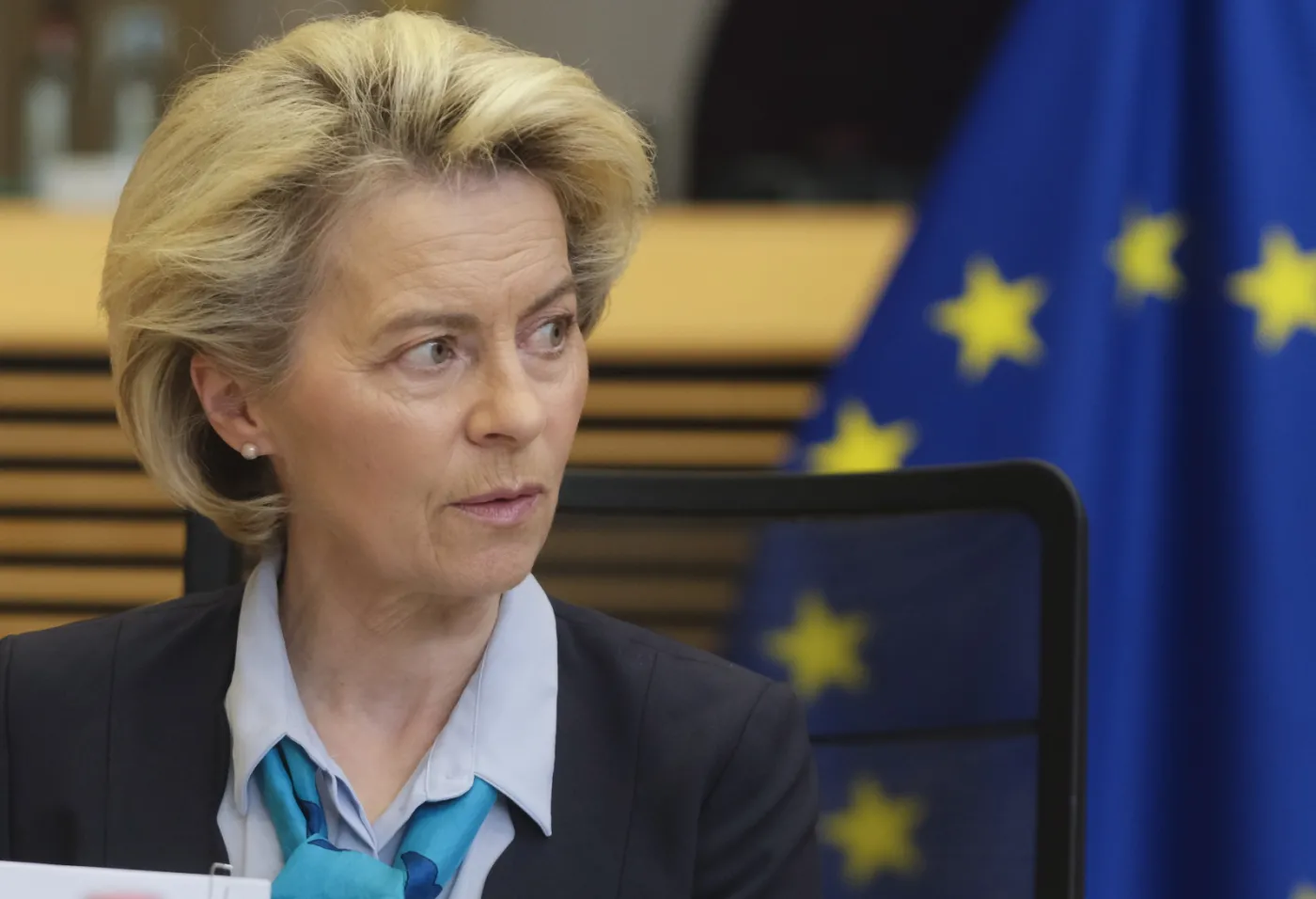 Liderzy KE pójdą w ślad premierów? Von der Leyen ma "własne kanały komunikacji"