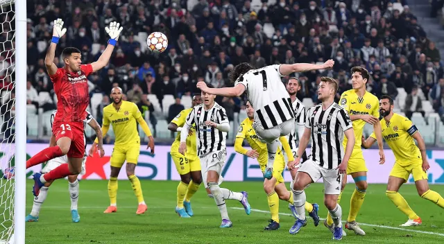 Klęska Juventusu. Szczęsny puścił 3 gole i pożegnał się z Ligą Mistrzów [WIDEO]