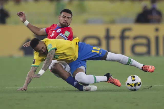 Brazylia rozgromiła Chile. Ekwador i Urugwaj zagrają na mundialu