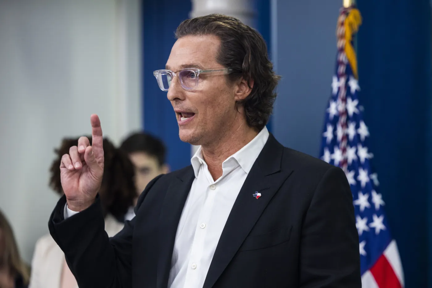 Matthew McConaughey w Białym Domu: Sam mam broń, ale potrzebna zmiana prawa