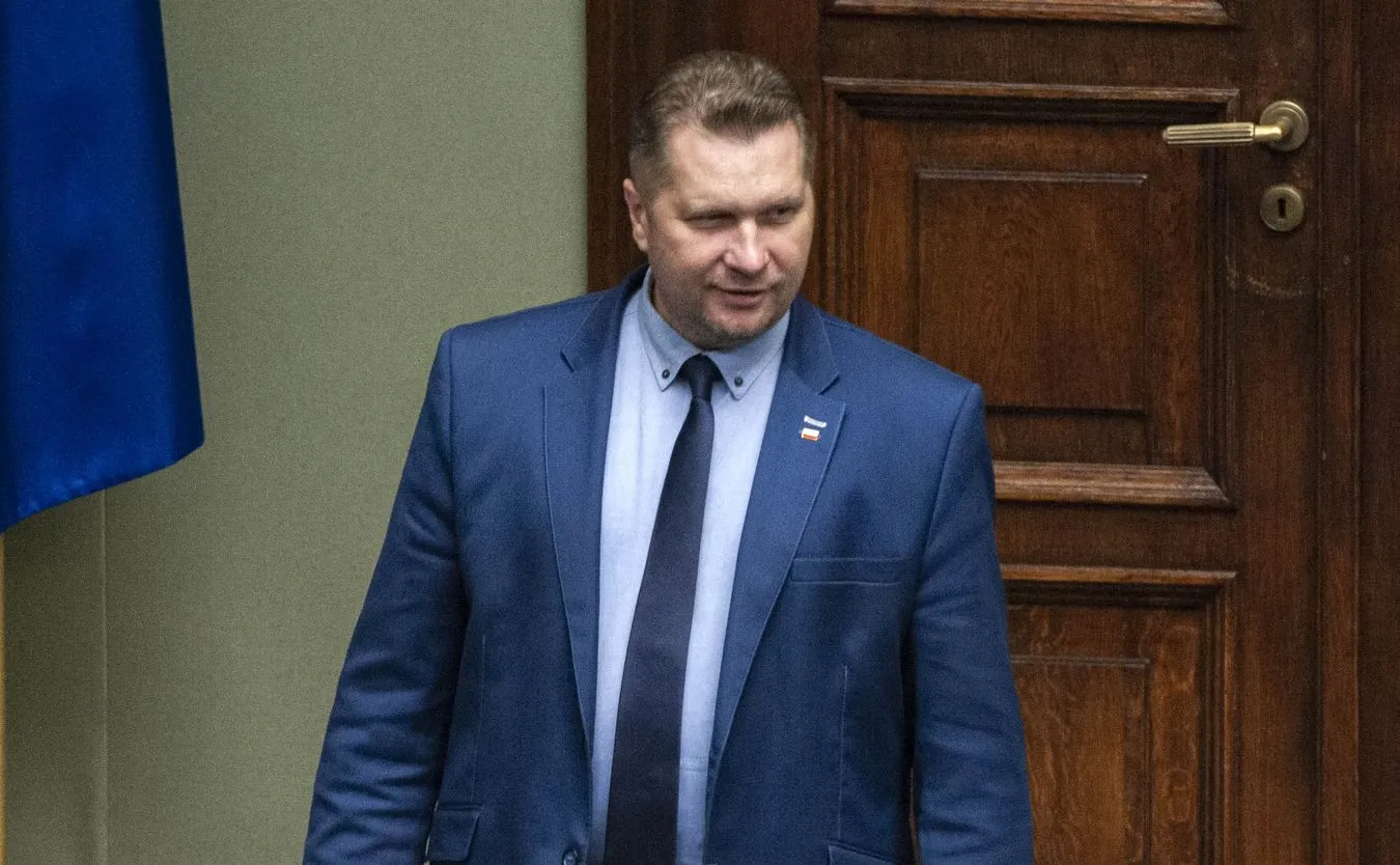 Czarnek o krytyce podręcznika do HiT: Bandyterka