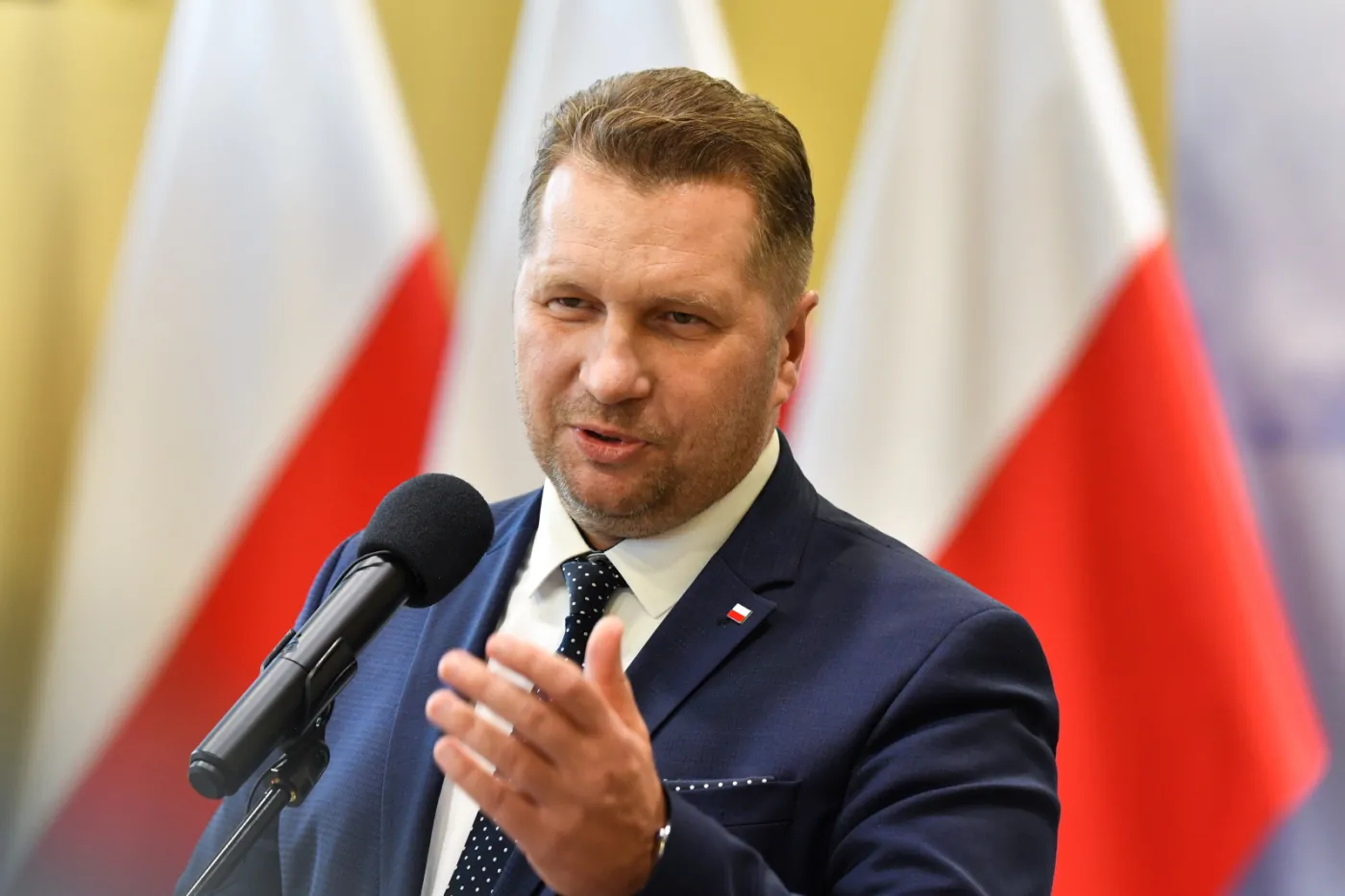Czarnek: Nie jest łatwo młodemu człowiekowi przyznać się, że jest katolikiem