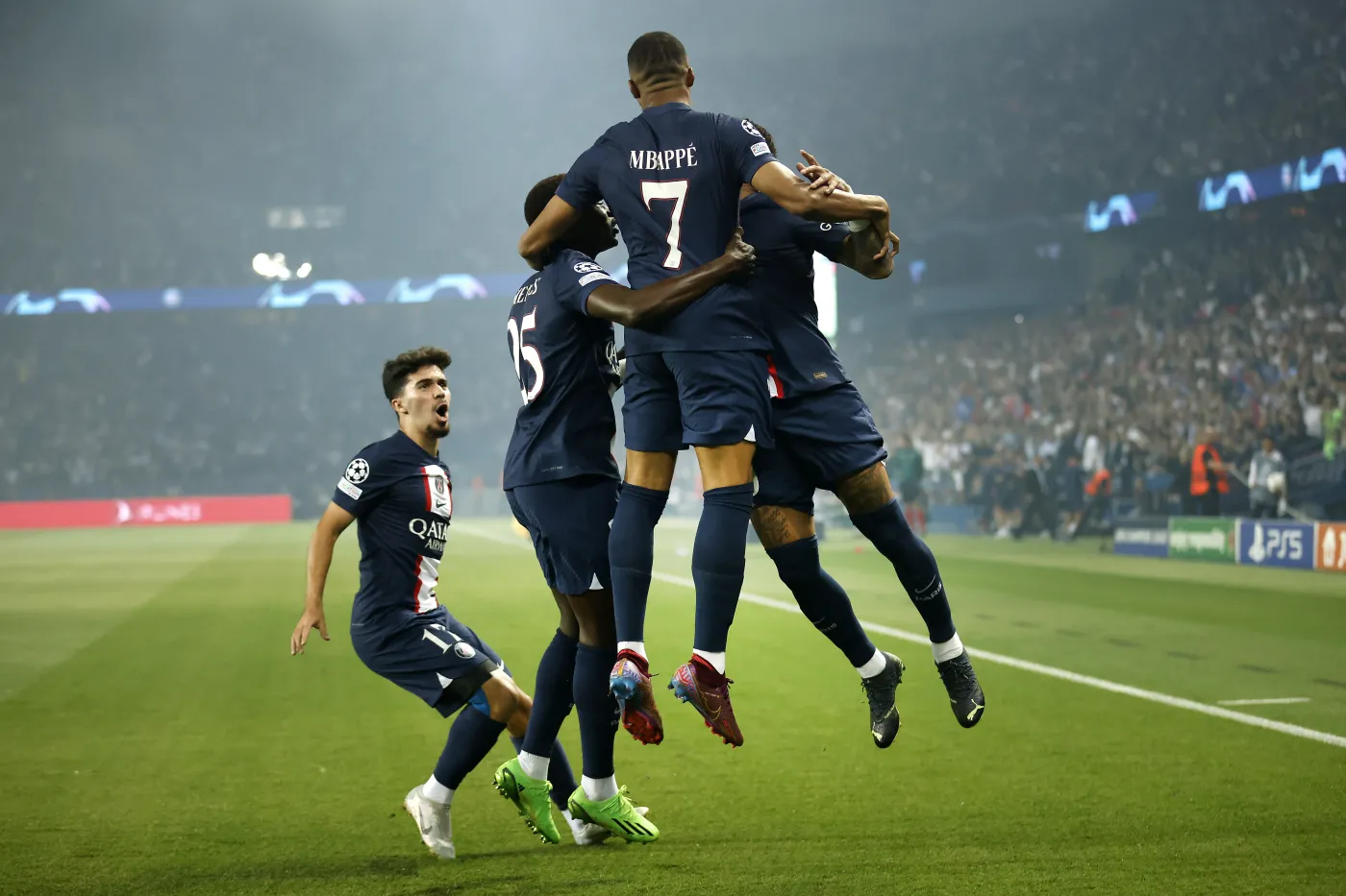 Dublet Mbappe, Milik zmarnował "setkę". Haaland robi swoje także w Lidze Mistrzów [WIDEO]