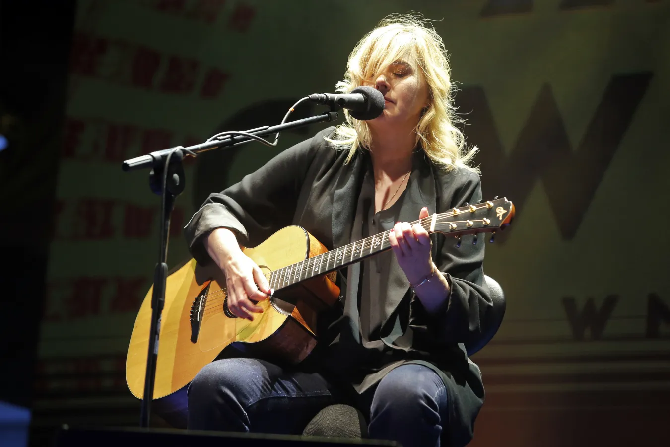 Reedycja debiutanckiego albumu Edyty Bartosiewicz z okazji jego 30-lecia