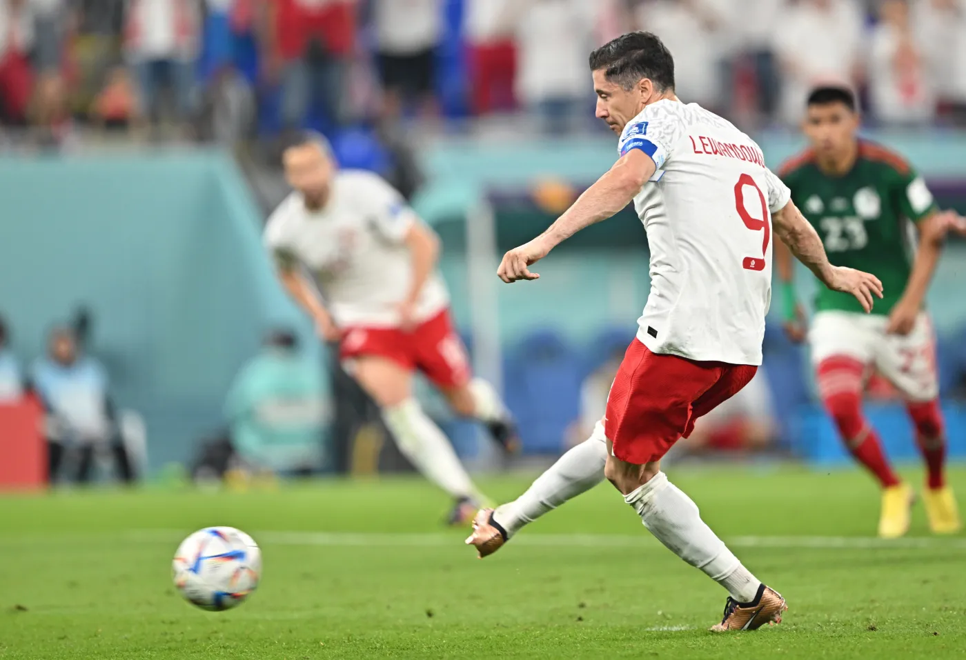 Lewandowski wykonał "11" inaczej niż zwykle. Tłumaczy dlaczego [WIDEO]