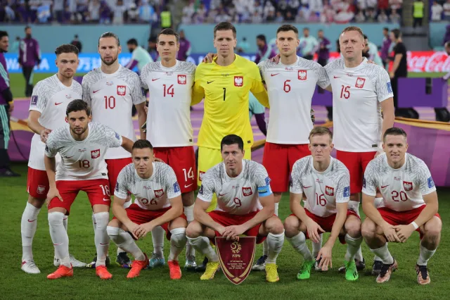 Polska - Francja w 1/8 finału. Kto wygra mecz? Zagłosuj! [SONDA]