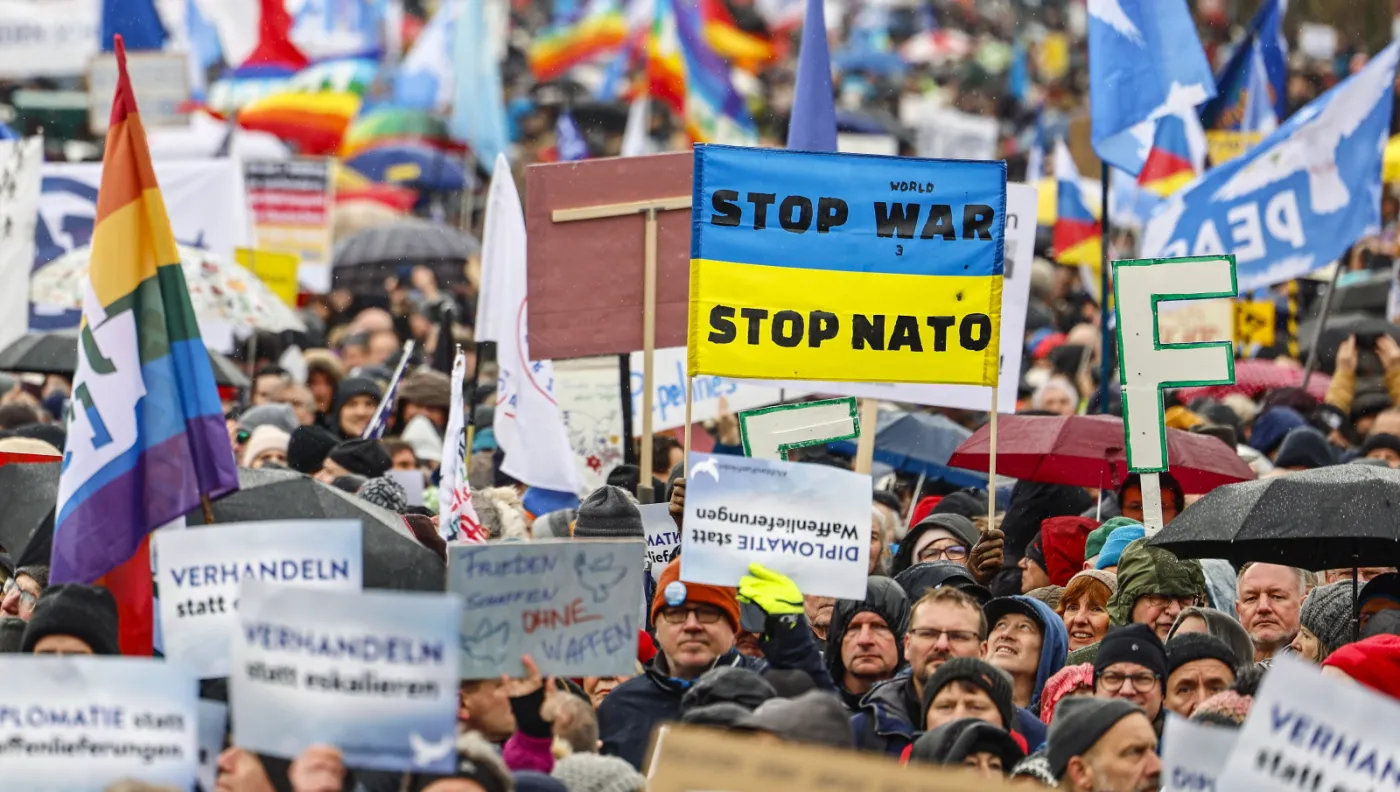 Nowy ruch w Niemczech? "Wspólny protest lewicy i prawicy może zaskoczyć tylko tych..."