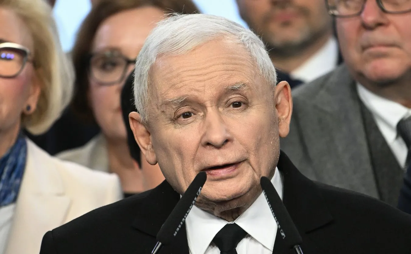 Kaczyński kontra Sikorski. Prezes PiS triumfuje. "Szczyt hipokryzji"