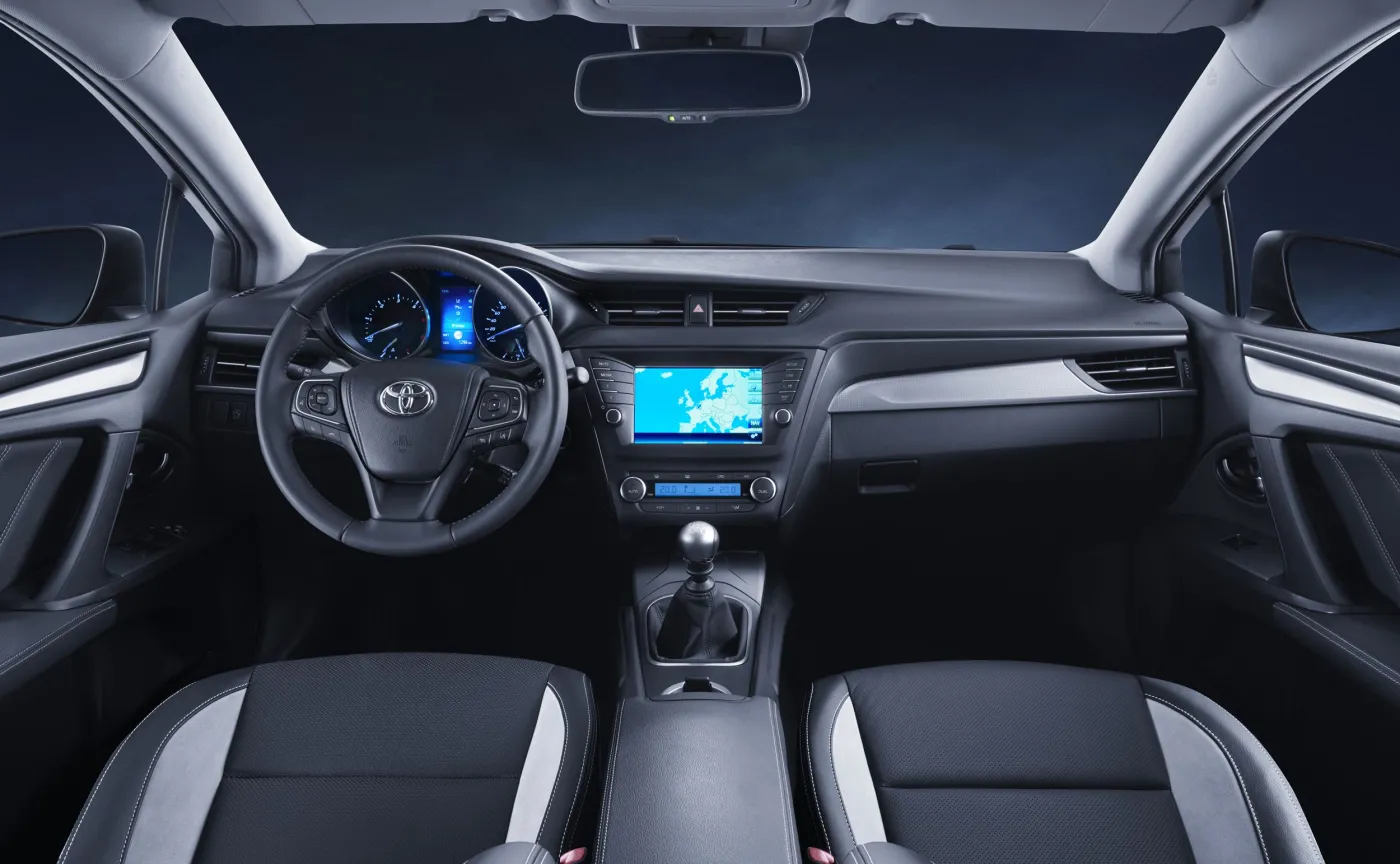 Toyota Avensis III