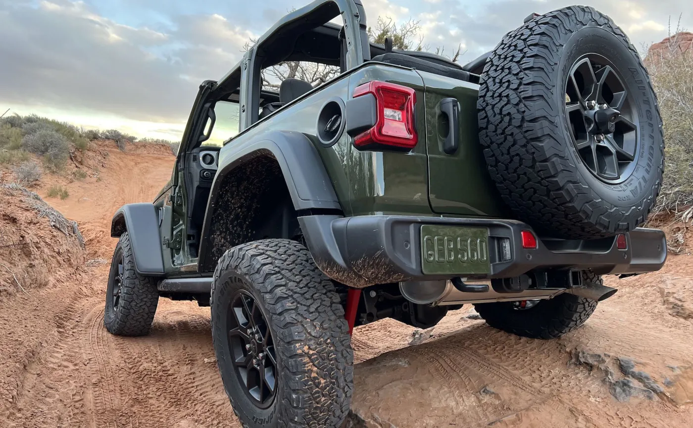 Jeep Wrangler w nowej odsłonie. Oto zmiany i ponad 85 funkcji