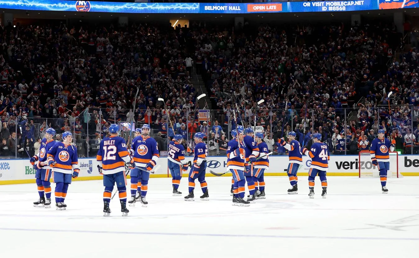 Islanders uzupełnili grono uczestników play off NHL, koniec serii Penguins