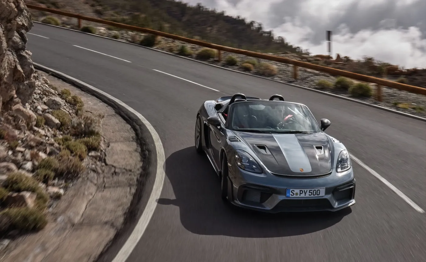 Porsche 718 Spyder RS