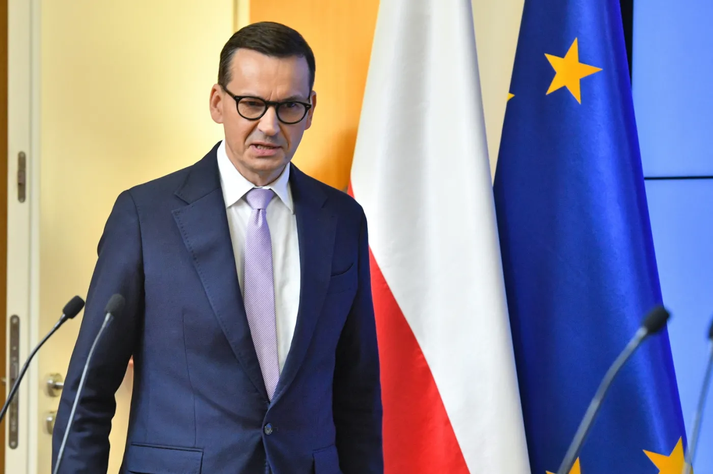 Premier: Za wcześnie na decyzję o stanie wyjątkowym
