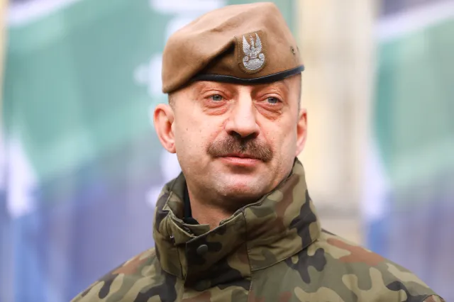 Rosyjska propaganda przekracza kolejne granice. Generał Bryś ujawnia fałszywy plakat MON