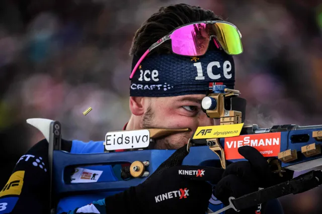 Reprezentacja Norwegii w biathlonie skierowana na kurs bezpiecznej obsługi broni