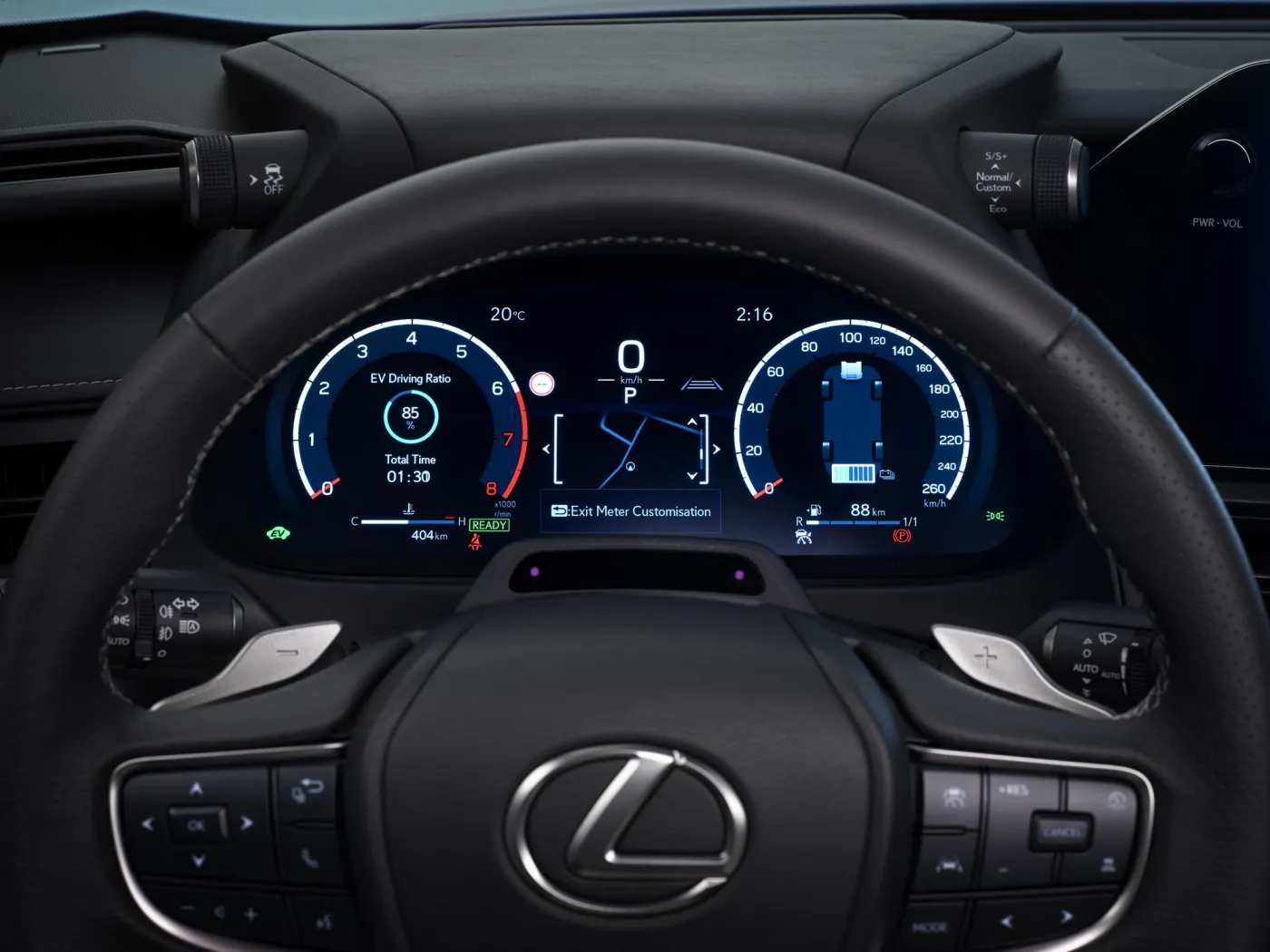 Nowy Lexus UX 300h