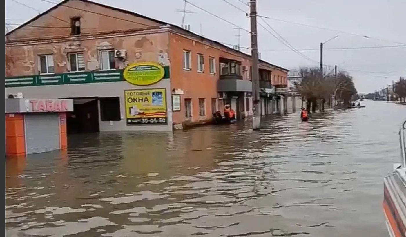 Katastrofa w Orsku. Części Orenburga grozi zalanie