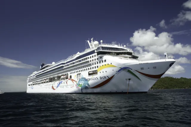 Pasażerowie norweskiego wycieczkowca pozostawieni na afrykańskiej wyspie