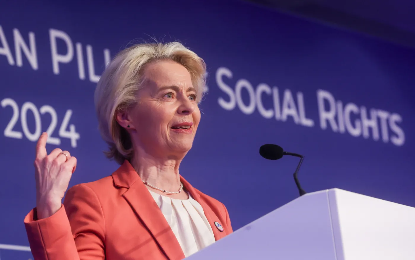 Incydent podczas konferencji Ursuli von der Leyen. "Jest pani kryminalistką!"