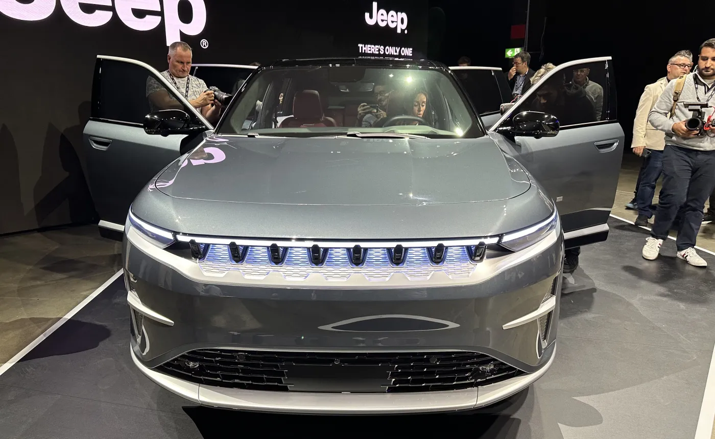 Nowy Jeep Wagoneer S